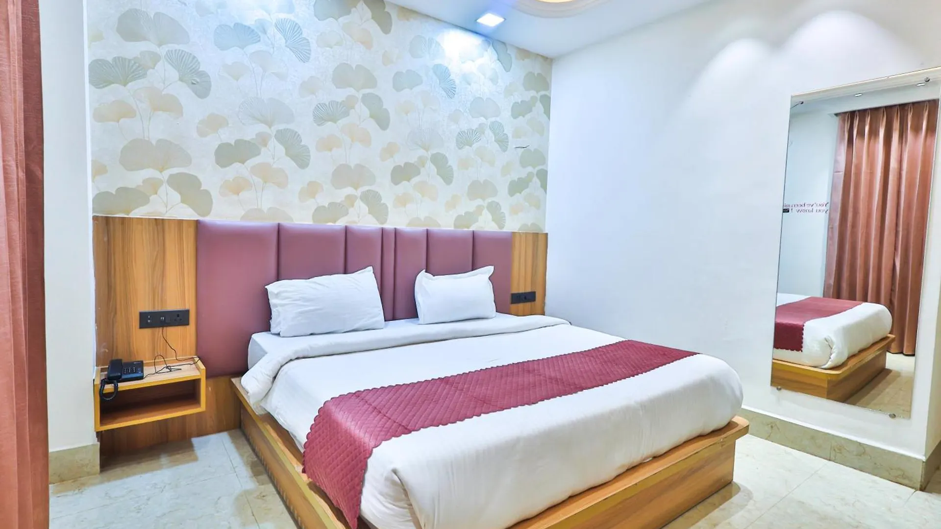 **** Hotel Orsom Stays Sector 53 Gurgaon India