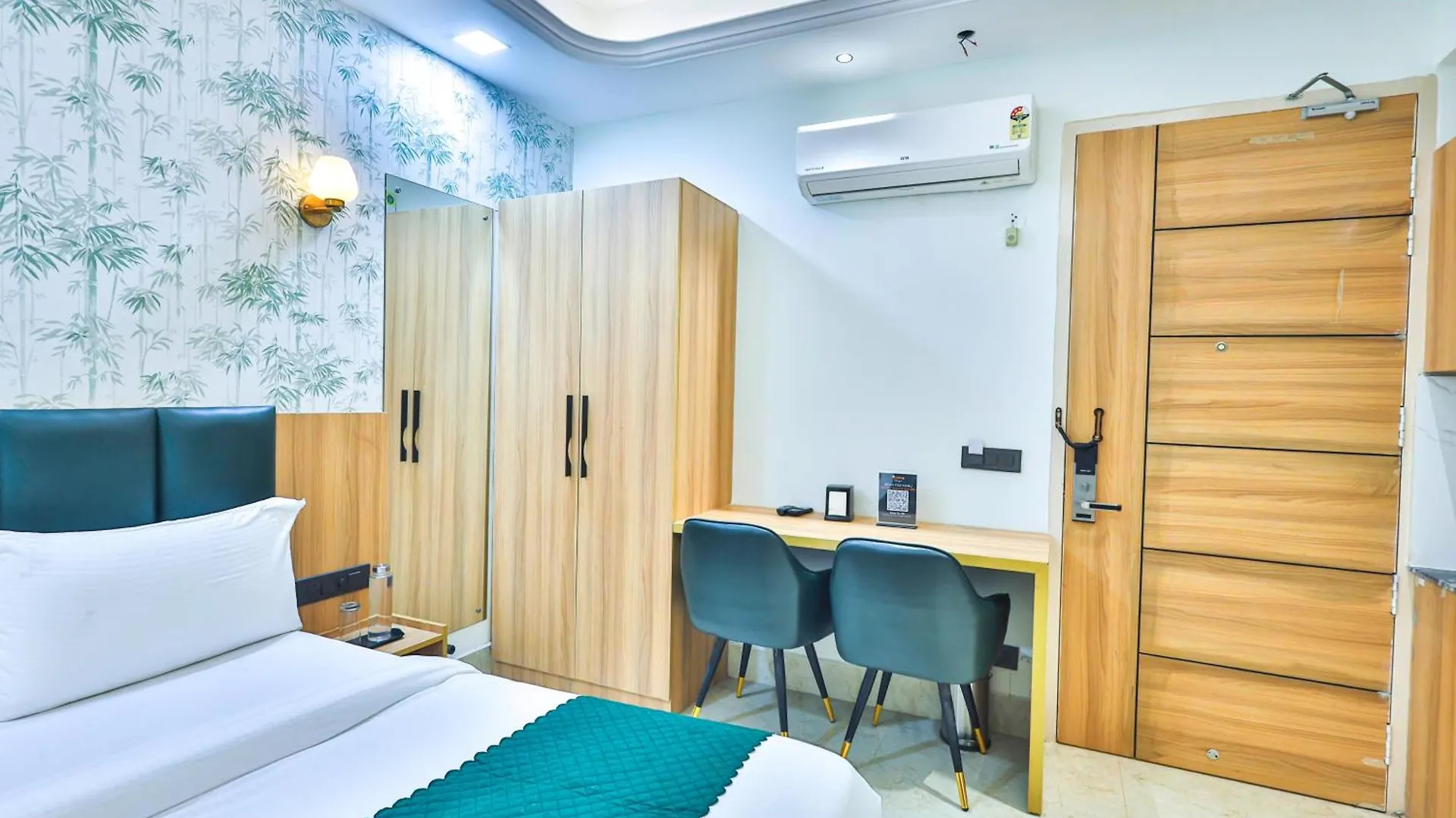 Orsom Stays Sector 53 Gurgaon 4*,  India