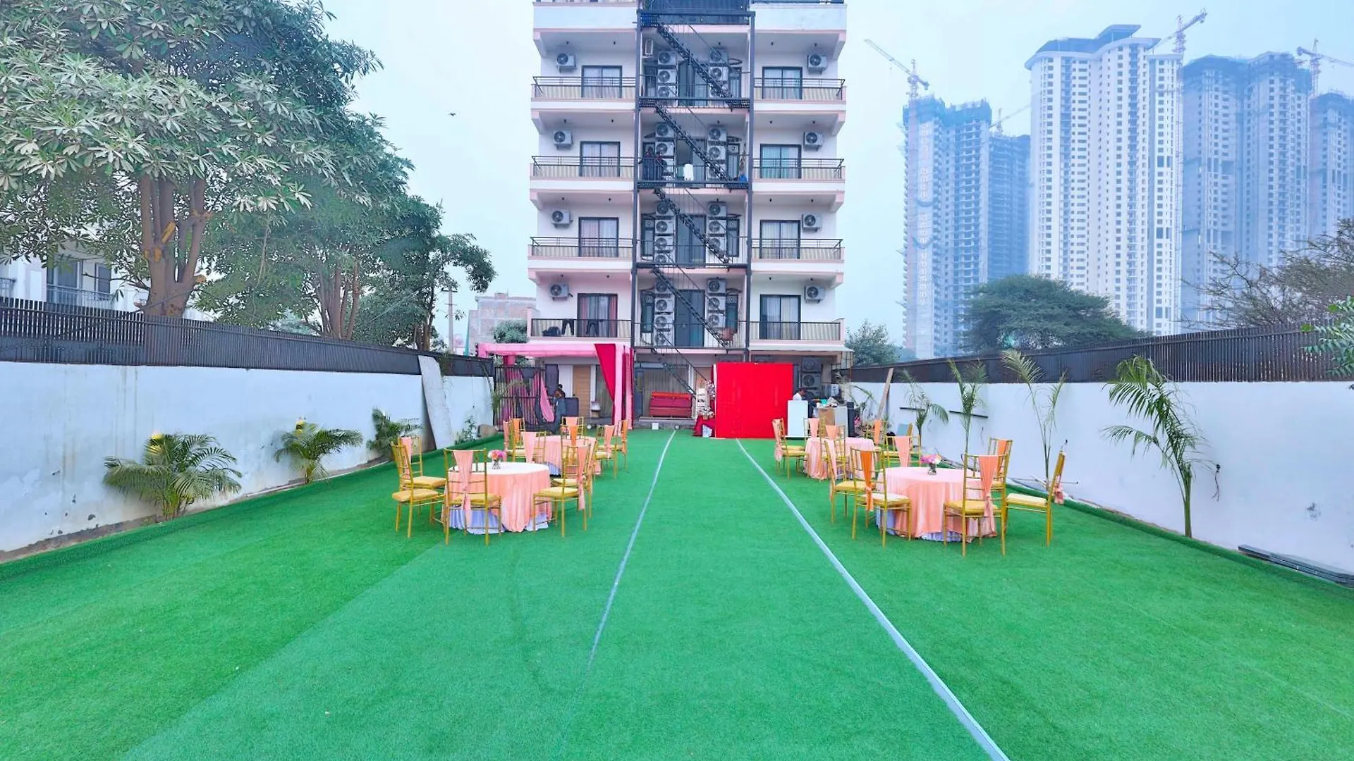 Orsom Stays Sector 53 Gurgaon