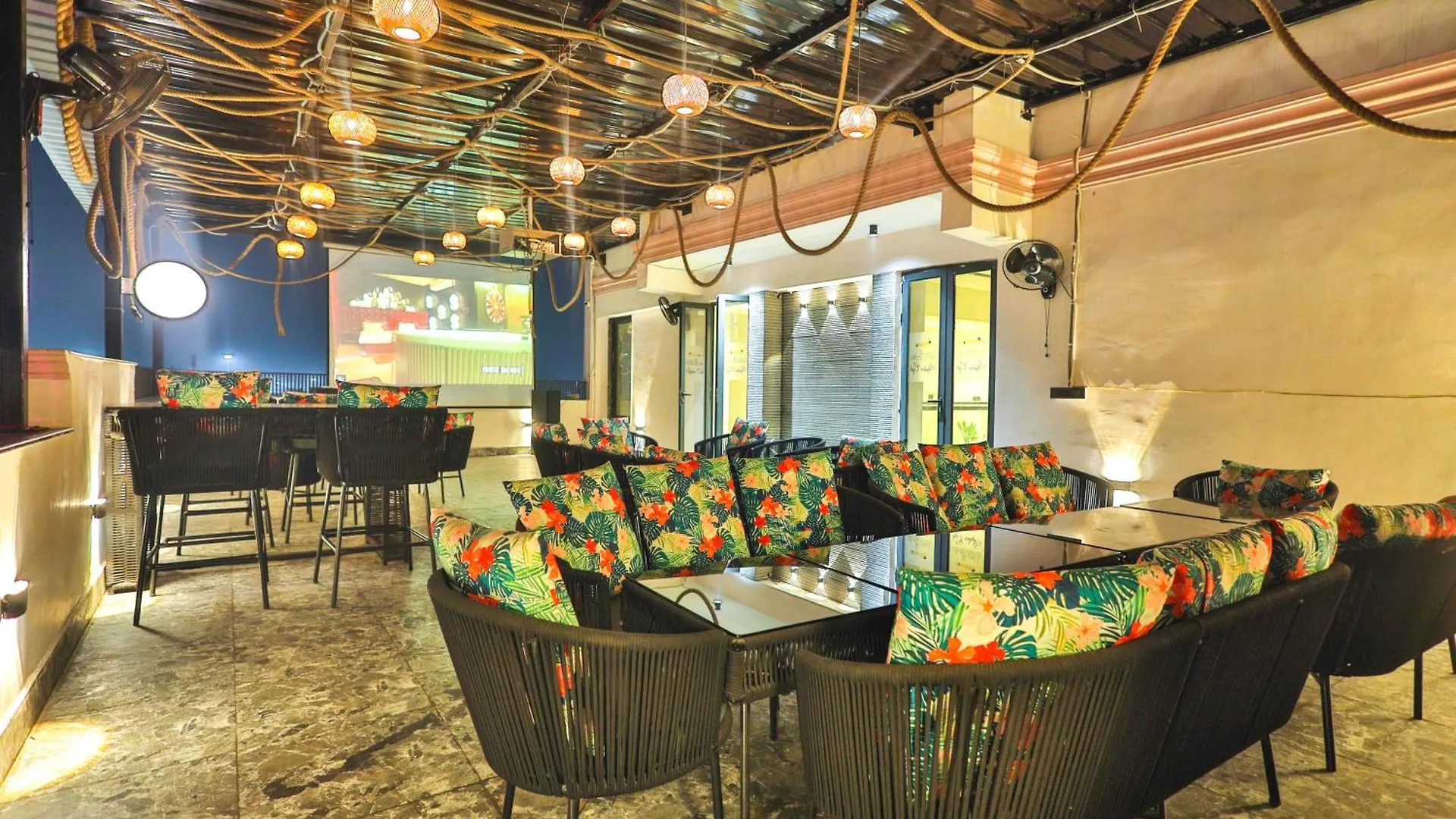Orsom Stays Sector 53 Gurgaon Hotel
