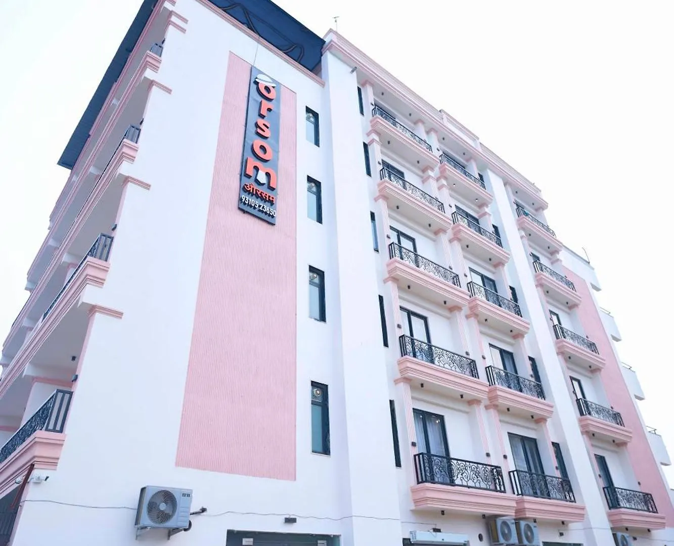 Orsom Stays Sector 53 Gurgaon